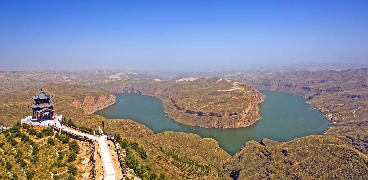 西安出发沿黄公路6日自驾游：沿黄公路-壶口瀑布-韩城党家村-黄河乾坤湾6日自驾游