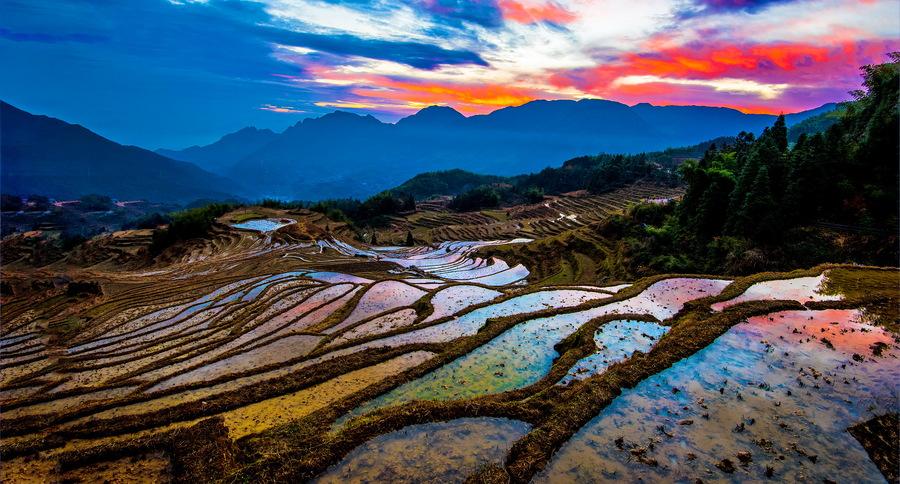 合肥出發(fā)浙江麗水4日自駕游：古堰畫(huà)鄉(xiāng)-云和梯田-畬鄉(xiāng)之窗4日山水游