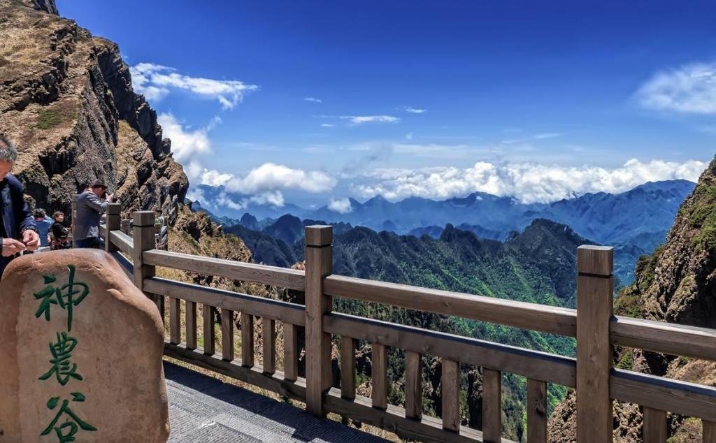 济南出发湖北7日自驾游：问道武当山-探秘神农架7日休闲自驾游