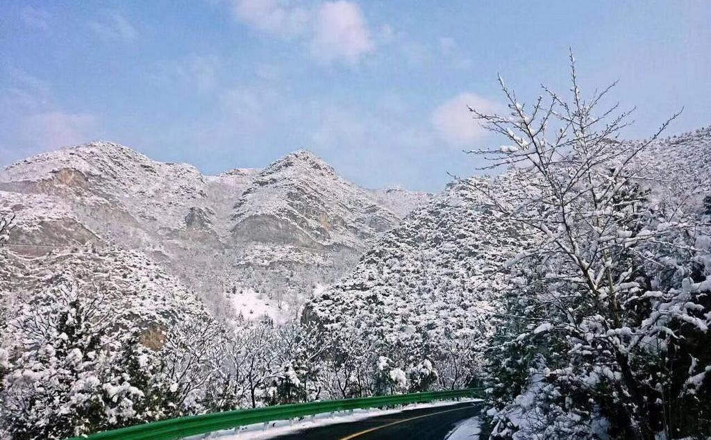 北京出發(fā)冰瀑泡溫泉2日自駕游：玉渡山冰雪之約、享私湯溫泉、探樣邊長(zhǎng)城之旅