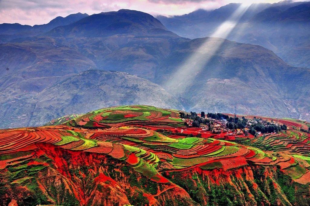 成都出发云南昆明6日自驾游：攀枝花-抚仙湖-元阳梯田6日自驾游