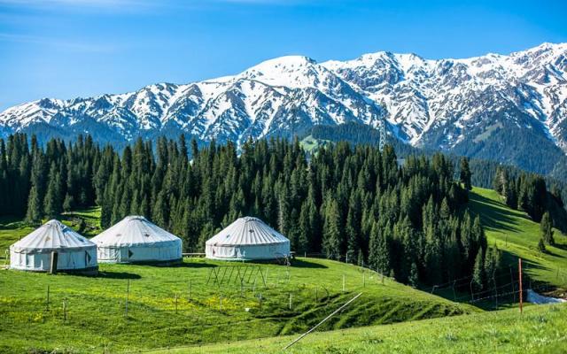 乌鲁木齐出发新疆12日落地自驾游:喀纳斯-天山天池-赛里木湖12日自驾游