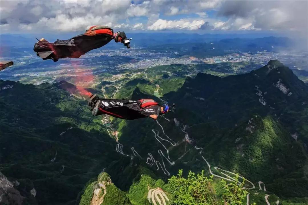 山东出发湖南张家界凤凰6日自驾游：张家界-凤凰古城-芙蓉镇-墨戎苗寨6日游