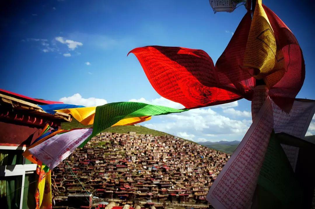 重慶出發(fā)四川4日自駕游：色達(dá)五明佛學(xué)院-八美-新都橋環(huán)線4日川西之旅