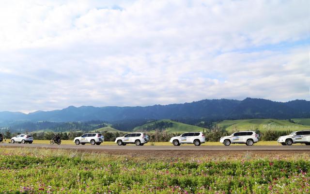 乌鲁木齐集合新疆11日落地自驾:独库公路-那拉提-赛里木湖-喀纳斯11日北疆穿越自驾游
