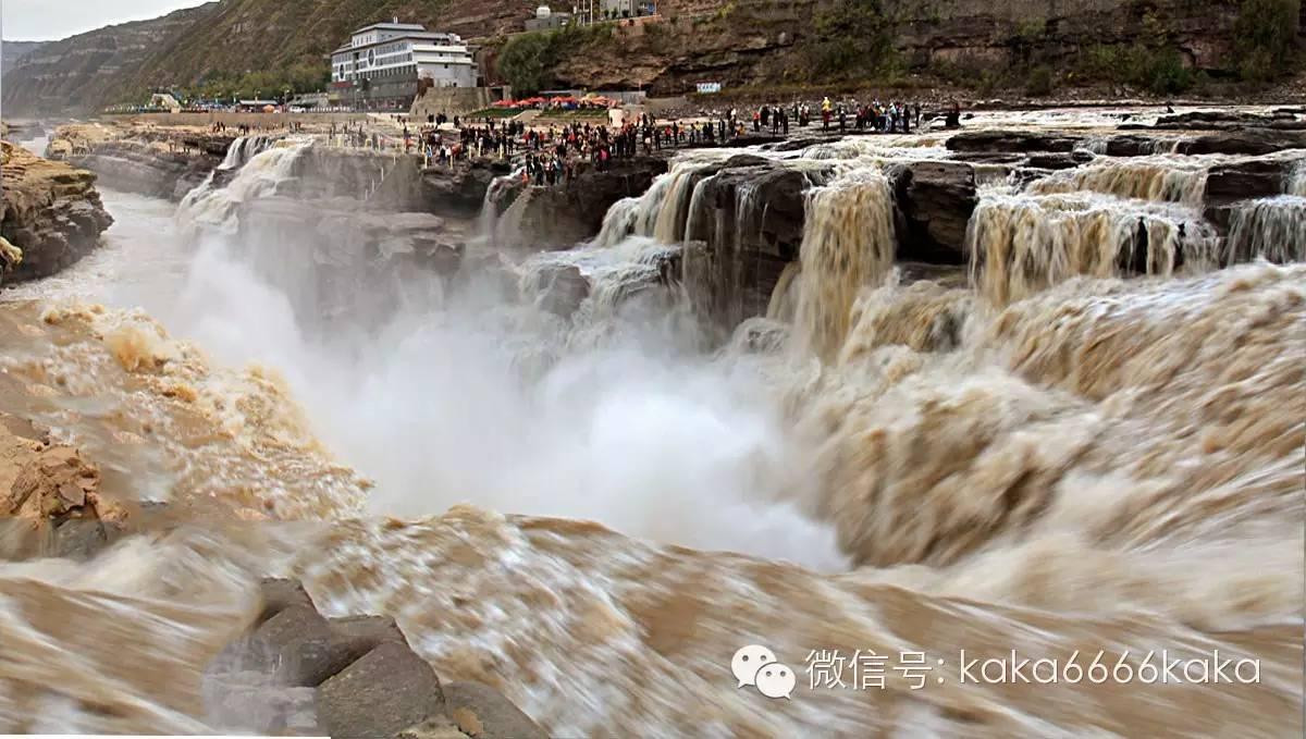 山东出发陕西延安4日自驾游：壶口瀑布-平遥古城-打树花-乔家大院4日爱国之旅