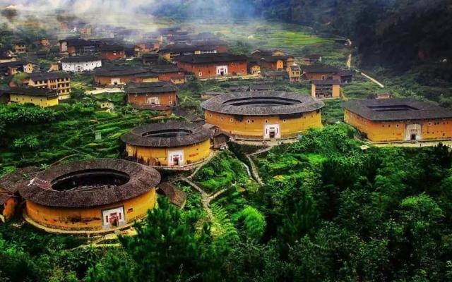 山东出发福建9日自驾游:鼓浪屿-武夷山-土楼群-茶园樱花-九曲溪竹筏美景美食9日自驾游