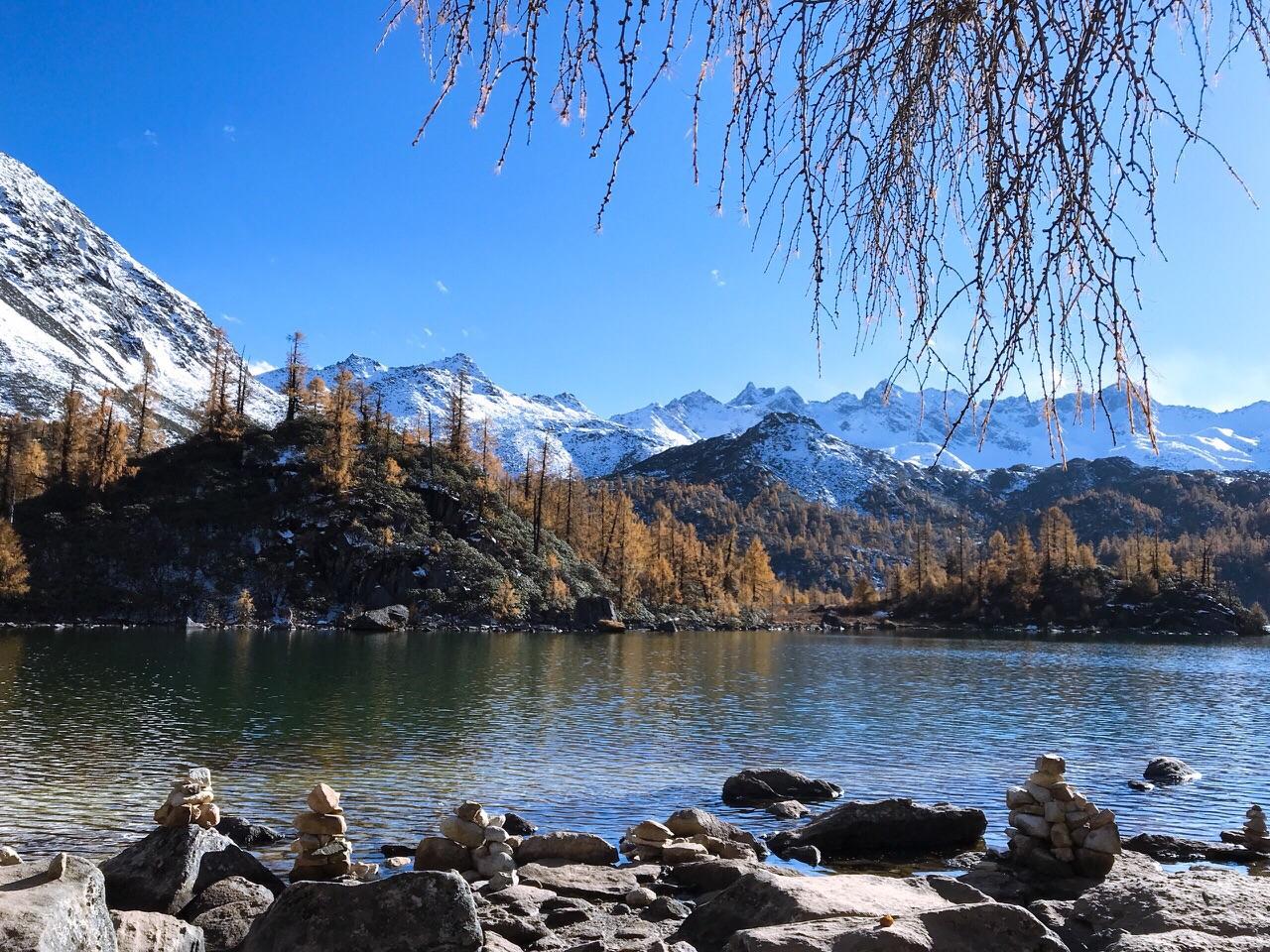 重慶出發(fā)川西丹巴黨嶺4日自駕游：小眾秘境丹巴黨嶺湖泊秋色-新都橋4日自駕攝影之旅