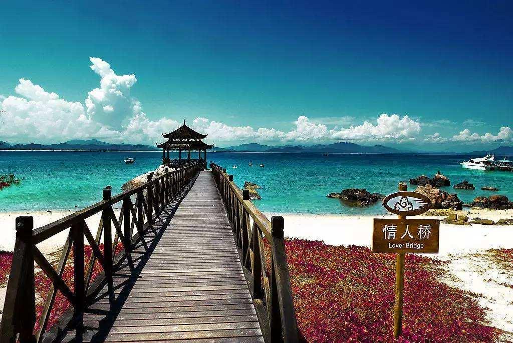 广东出发海南6天自驾游：蜈支洲岛-千年古盐田-天涯海角-海口骑楼小街6天海南休闲自驾游