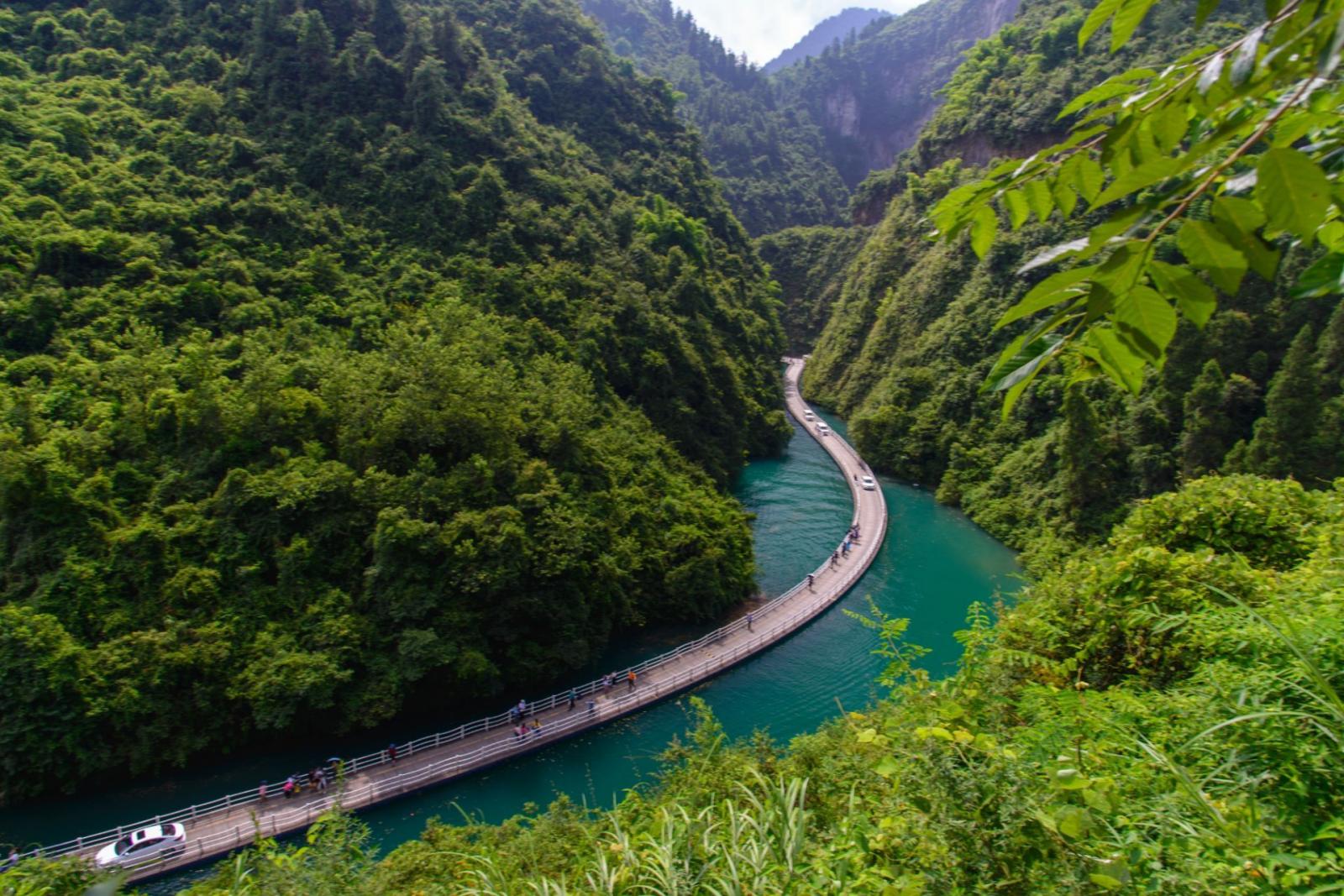 广东出发湖北9日自驾游：梵净山-芙蓉镇-狮子关-恩施大峡谷9日休闲自驾游