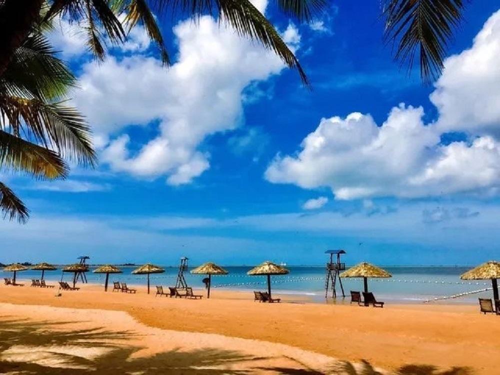 重庆出发雷州半岛6日自驾游：温泉岛屿-椰林度假村-沙滩烧烤海鲜6日休闲自驾游