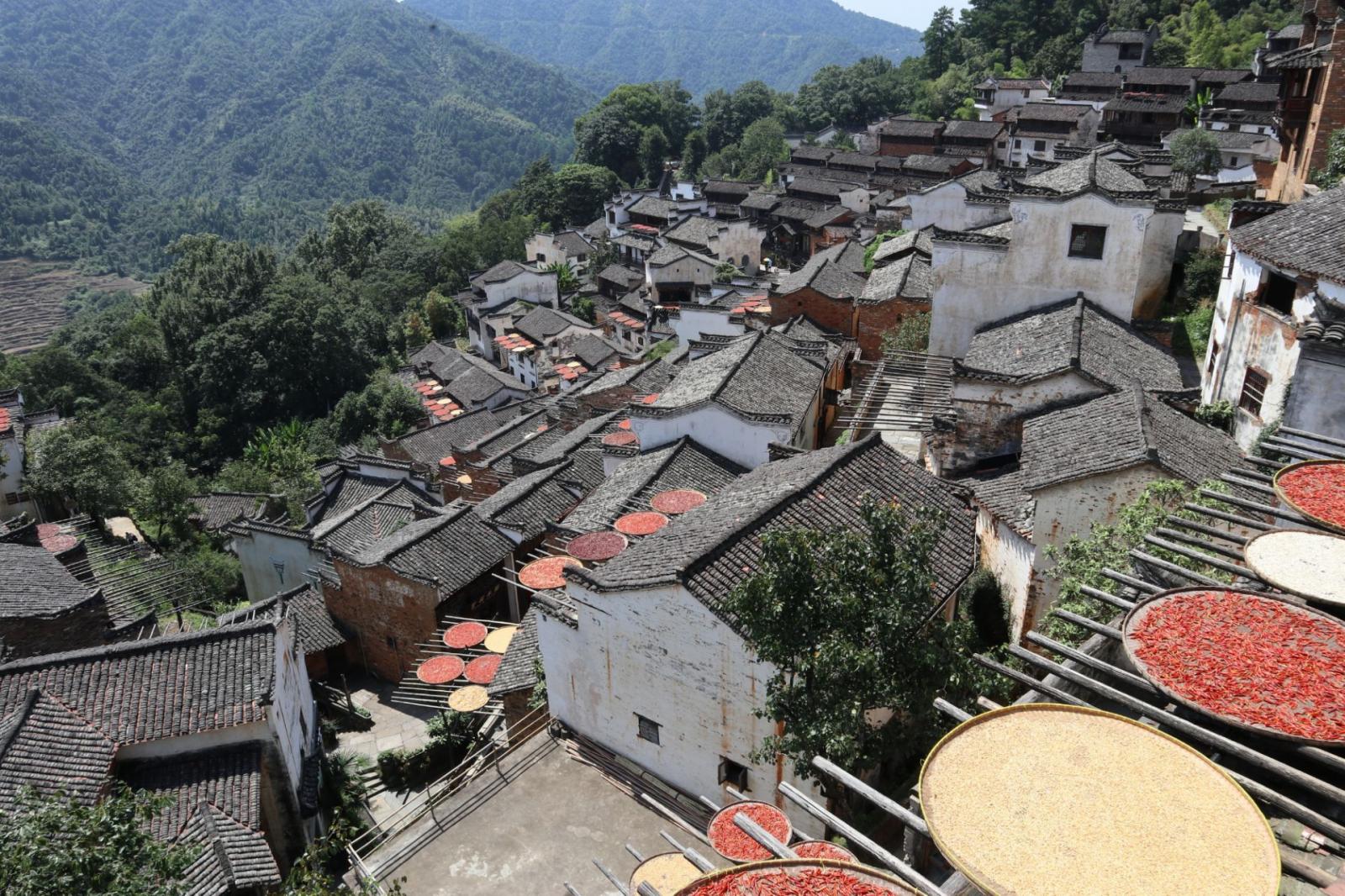 黄山出发婺源1日自驾路书：婺源篁岭景区-石门山大峡谷1日婺源自驾游