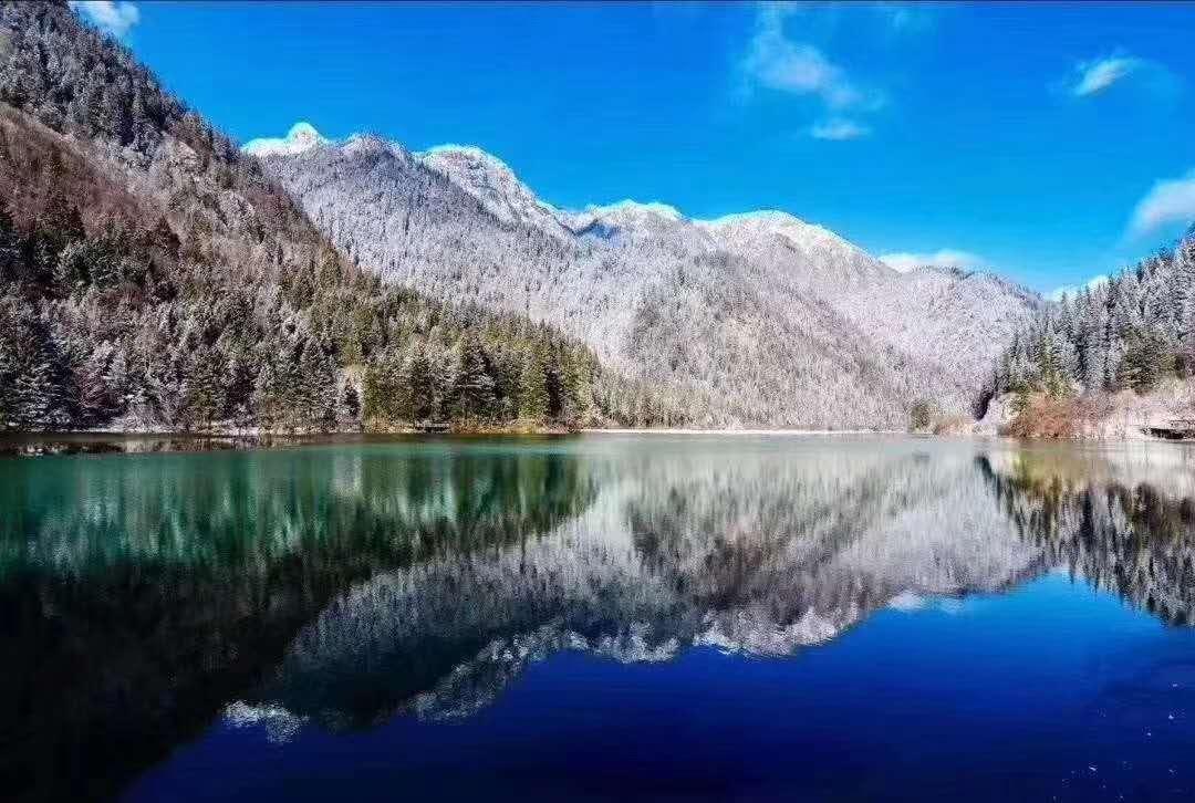 成都出发川西九黄5日自驾：九寨沟-黄龙-川主寺-达古冰山5日自驾游