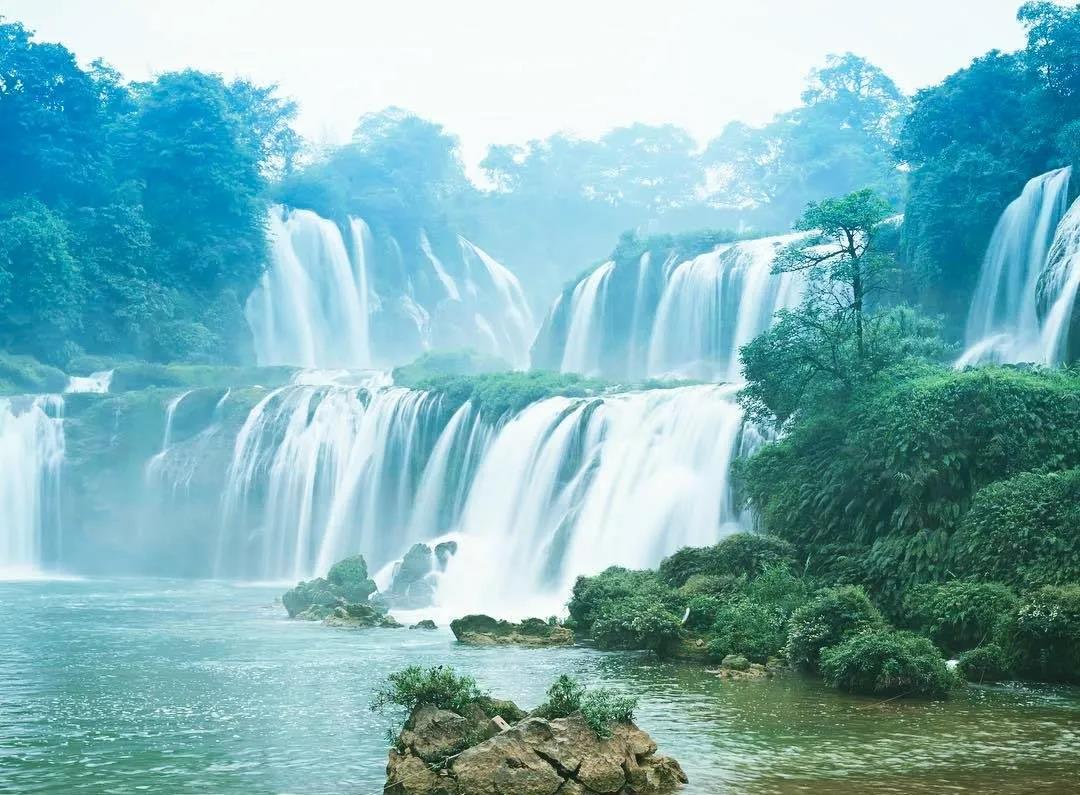 廣東出發(fā)廣西5日自駕游：靖西鵝泉+德天跨國瀑布+通靈大峽谷+明仕田園廣西周邊5天自駕游