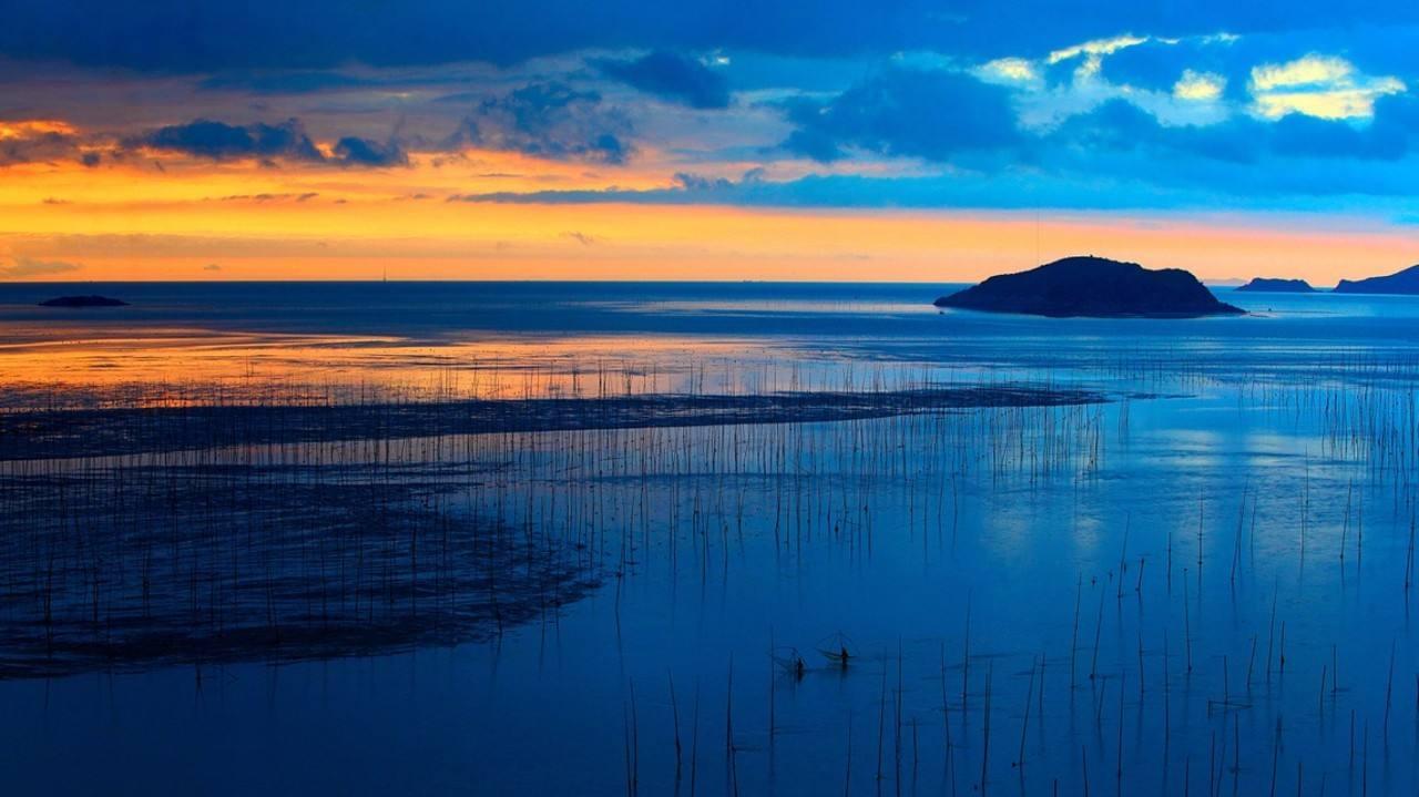 山东出发福建三滩六岛东海12日游：舟山岛-东极岛-海岛岛-平潭岛-海上石林岛-霞浦滩涂-鼓浪屿12日游