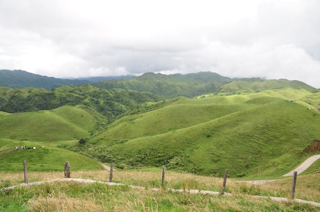 五一廣東出發(fā)廣西4日自駕游：三江程陽八寨-南山大草原-桂林龍脊梯田4天自駕游