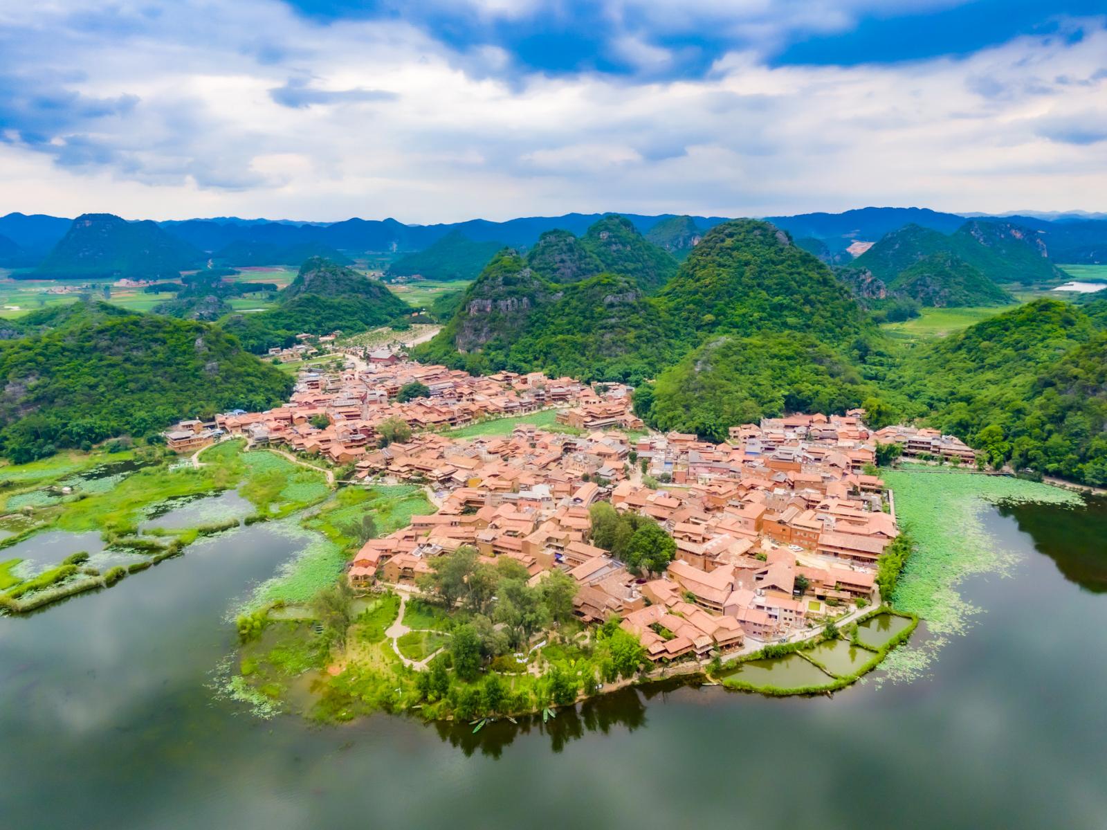 成都出發(fā)云南7日自駕：撫仙湖-普者黑-馬嶺河峽谷-晴隆24拐7日自駕游