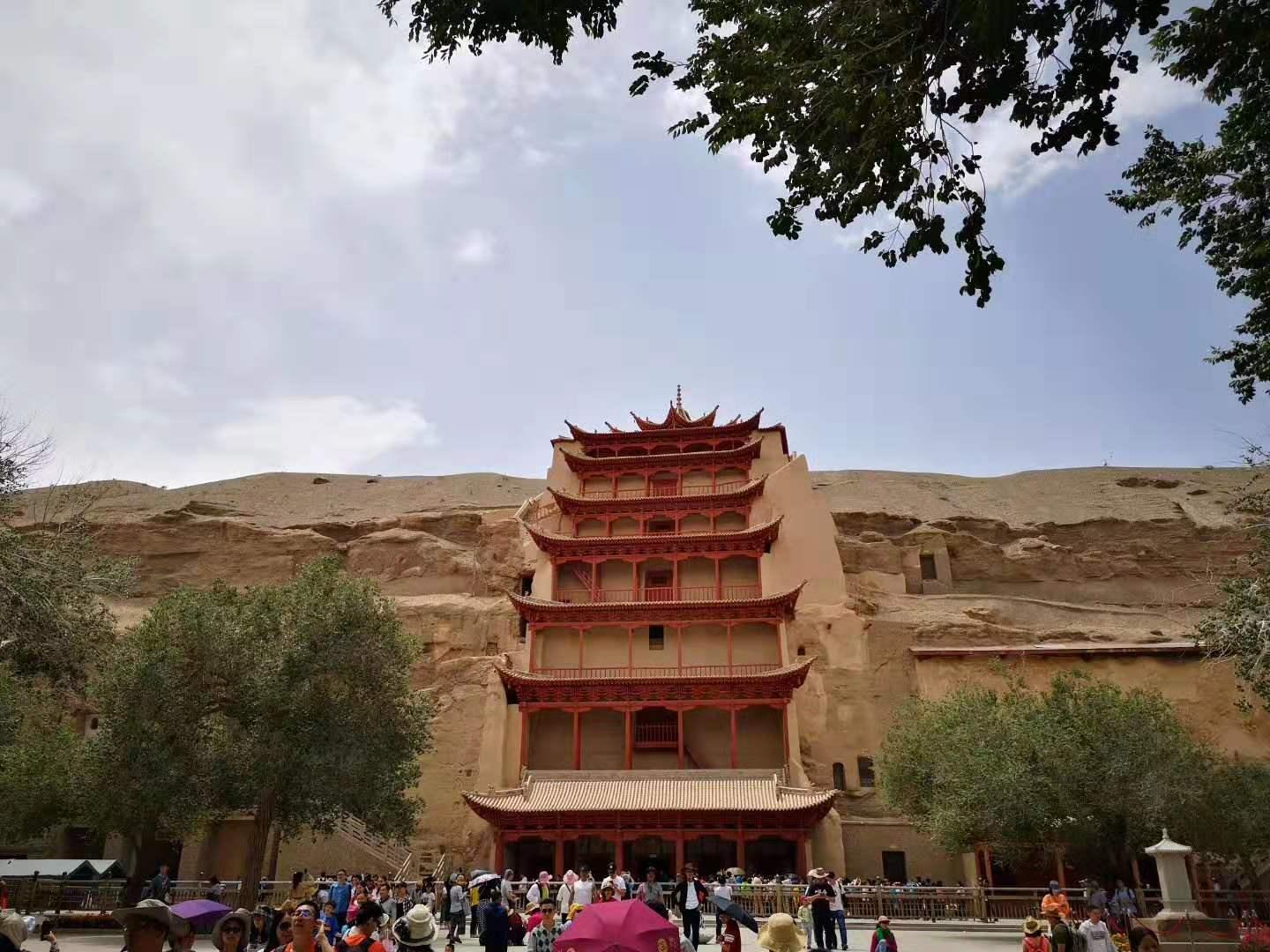 武汉出发陕甘青13日西北自驾游：青海湖-莫高窟-大柴旦翡翠湖-东台吉乃尔湖13日西北自驾游