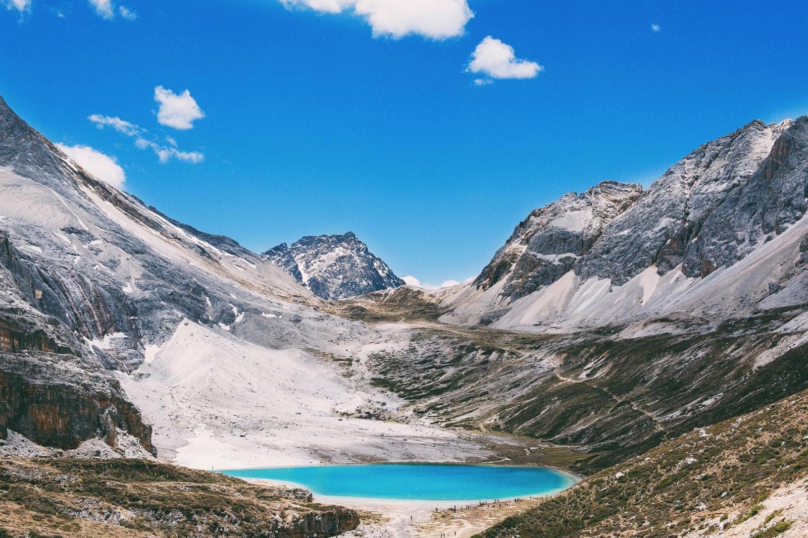 成都出发川西稻城5日自驾：稻城亚丁-新都桥-塔公草原-毛娅草原5日自驾游