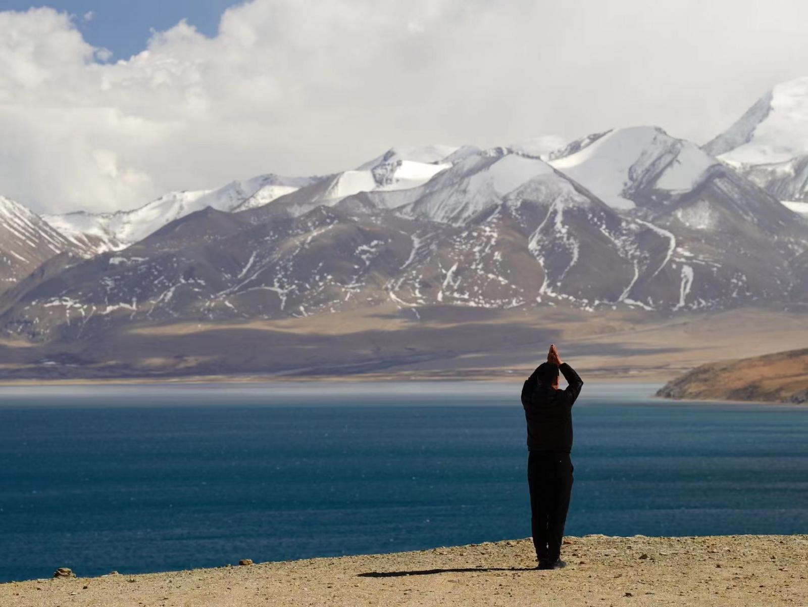 成都出发川进青出+珠峰16日自驾游：川藏318-扎西岗村-布达拉宫-羊卓雍措-珠穆朗玛峰-青藏线自驾游