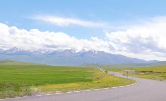 烏魯木齊集合全景獨(dú)庫(kù)+南疆10日自駕游：巴音布魯克草原-天山神秘大峽谷-沙漠公路-喀什古城-香妃園-自駕游