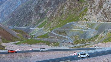 乌市集合伊犁环线8日自驾游：绝美伊犁s101-赛里木湖-喀拉峻草原-那拉提-独库公路环线8日自驾游-推荐