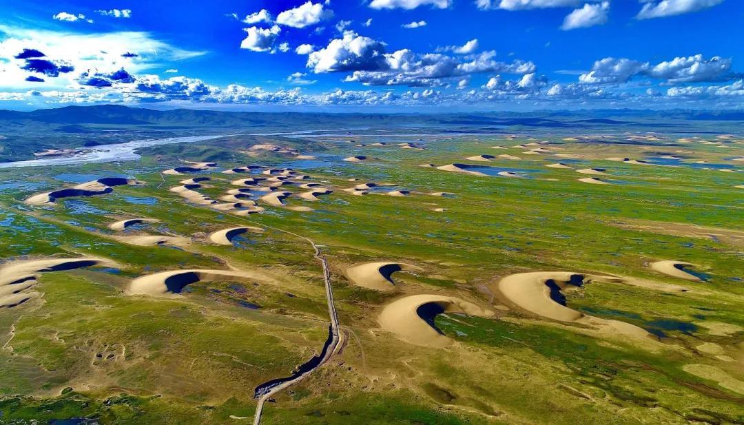 三江源寻根溯源9日自驾：阿尼玛卿-冬格措纳-黄河湿地-两湖一碑-尕朵觉悟-三江源纪念碑9日自驾 自驾游