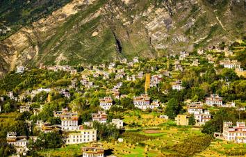 成都出发川西5日自驾：丹巴丨莫斯卡丨银恩日月潭丨玉科草原丨八朗生都5日自驾游-游推荐