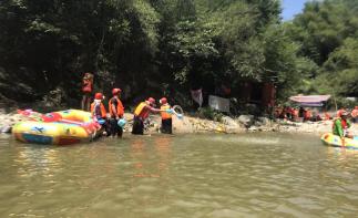 安徽合肥周邊2日自駕游：霍山大峽谷漂流-白云峽瀑布群避暑清涼2日六安霍山自駕游自駕游