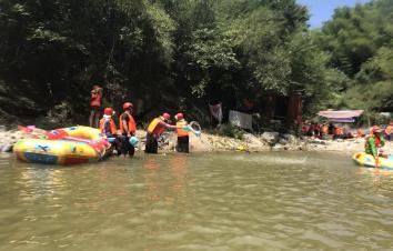 安徽合肥周边2日自驾游：霍山大峡谷漂流-白云峡瀑布群避暑清凉2日六安霍山自驾游-游推荐