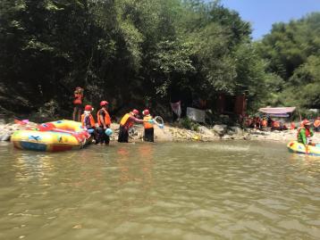 安徽合肥周边2日自驾游：霍山大峡谷漂流-白云峡瀑布群避暑清凉2日六安霍山自驾游