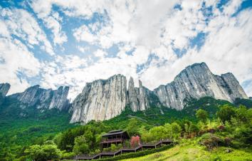 全国出发湖北8日自驾：恩施大峡谷-芙蓉古城-张家界-神龙架8日自驾-游推荐