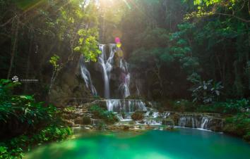 景洪集结出发自驾老挝10日游：琅勃拉邦-万荣-万象-关西瀑布-香通寺10日自驾-游推荐