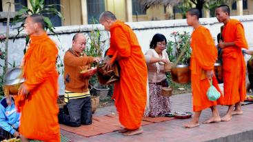 磨憨口岸出發(fā)老撾7日自駕游：萬榮-萬象-瑯勃拉邦7天自駕之旅/3星-推薦