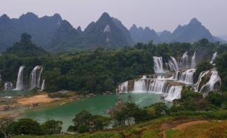 廣東出發(fā)廣西中越邊境6日自駕游：巴馬長壽鄉(xiāng)-延邊公路-德天瀑布-通靈大峽谷-北海6日自駕游自駕游