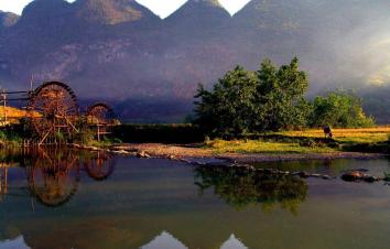 廣東出發(fā)云南之旅：壩美村-普者黑-羅平油菜花田-九龍瀑布6日自駕游-游推薦