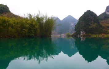 廣西中越邊境自駕游：巴馬長壽村-德天大瀑布-通靈大峽谷-北海銀灘7日游-游推薦