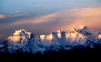 全國出發(fā)西藏自駕18日自駕游：川藏南線318-措普溝-米堆冰川-苯日神山-珠峰保護區(qū)-納木錯-青藏線自駕游