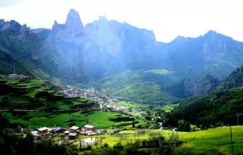 重庆出发甘南自驾游：扎尕那-腊子口-娘玛寺6日川西自驾之旅-游推荐