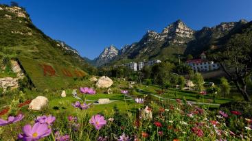 北京出发石家庄自驾游：漫山花溪谷-土门关驿道小镇2日北京周边游-推荐
