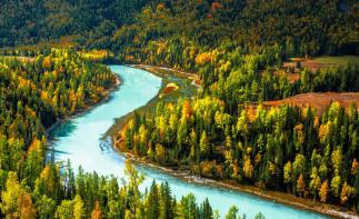 广东出发北疆8天深度自驾游：喀纳斯湖-禾木村-五彩滩-可可托海8日双飞自驾游自驾游