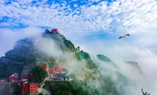 山东出发湖北6日自驾游：武当山-神农架-三峡大坝-水上公路休闲游自驾游