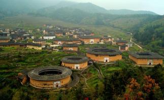 長沙出發(fā)福建自駕游：土樓群-廈門鼓浪嶼-長汀古城-紅井6日風(fēng)情自駕游自駕游