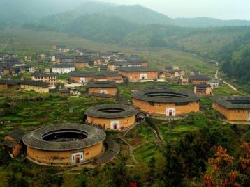 長沙出發(fā)福建自駕游：土樓群-廈門鼓浪嶼-長汀古城-紅井6日風(fēng)情自駕游