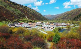 重庆出发川西甘南精致小环线：米亚罗-神座村-郎木寺-扎尕那5日自驾游自驾游