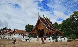 昆明出发老挝6日自驾游：琅勃拉邦-万荣-磨丁6日东南亚境外自驾游自驾游