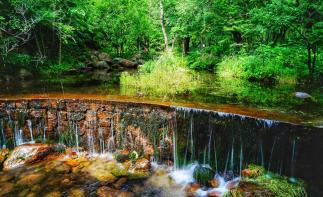北京出發(fā)延慶玉渡山1日自駕游：玉渡山楓葉-張山營有機蘋果賞秋景品美食1日休閑之旅自駕游