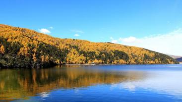 成都出发周边2日自驾游：木格措-红石滩公园2日周末自驾游-推荐