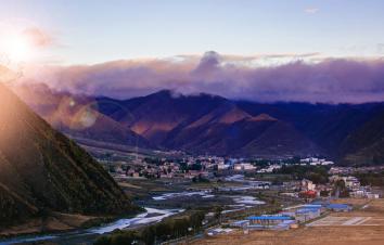 成都周边3日秋冬季自驾游：新都桥-朋布西乡-塔公草原3日深度摄影之旅-游推荐