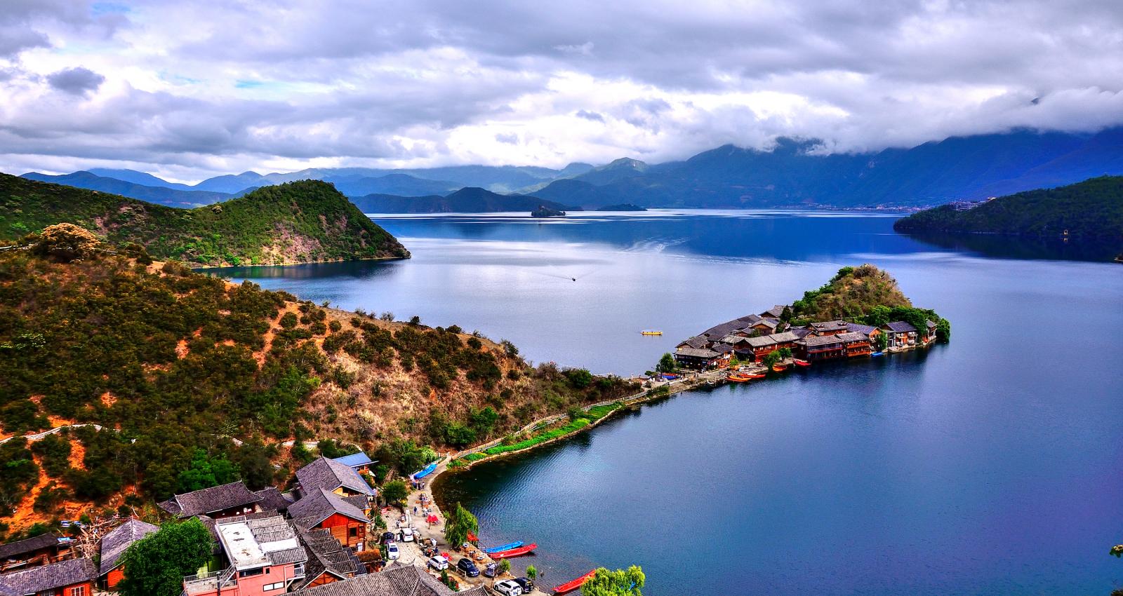 成都出发凉山彝族自治州6日自驾游：西昌-泸沽湖-木里秋季摄影6日自驾游自驾游